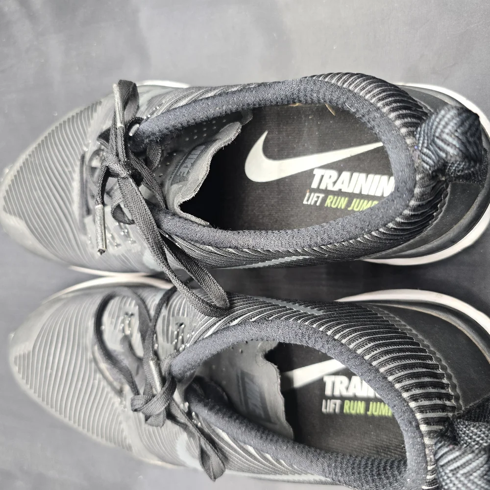 Nike Black‎ Athletic Shoes with Cushioned Sole